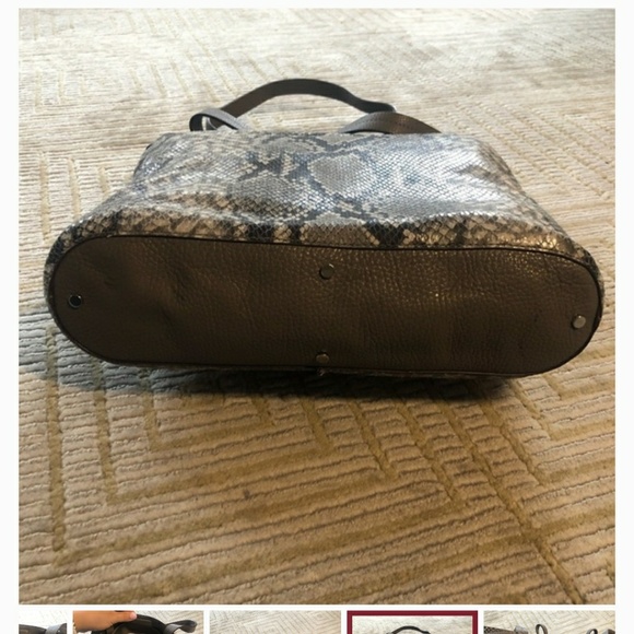 Banana republic gray snake skin leather bag - Picture 4 of 4